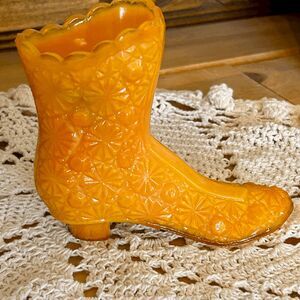 Boyd Glass Bittersweet Daisy & Button Victorian Boot - Rare Collectible Antique